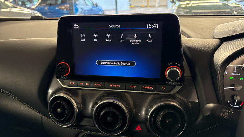 Nissan Juke 1.0 DiG-T 114 N-Connecta 5dr Petrol Hatchback